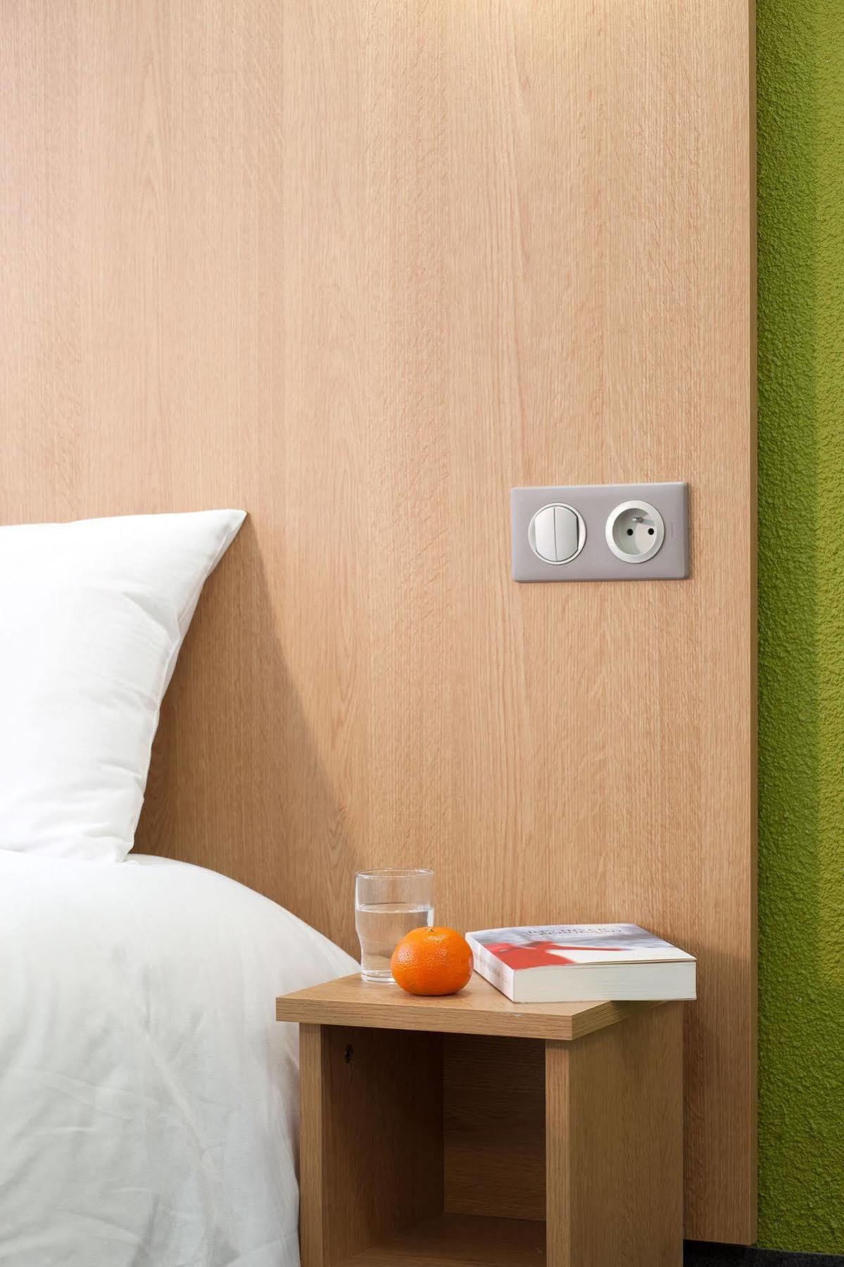 B&B HOTEL Nîmes Ville Active, parking sécurisé gratuit Exterior foto